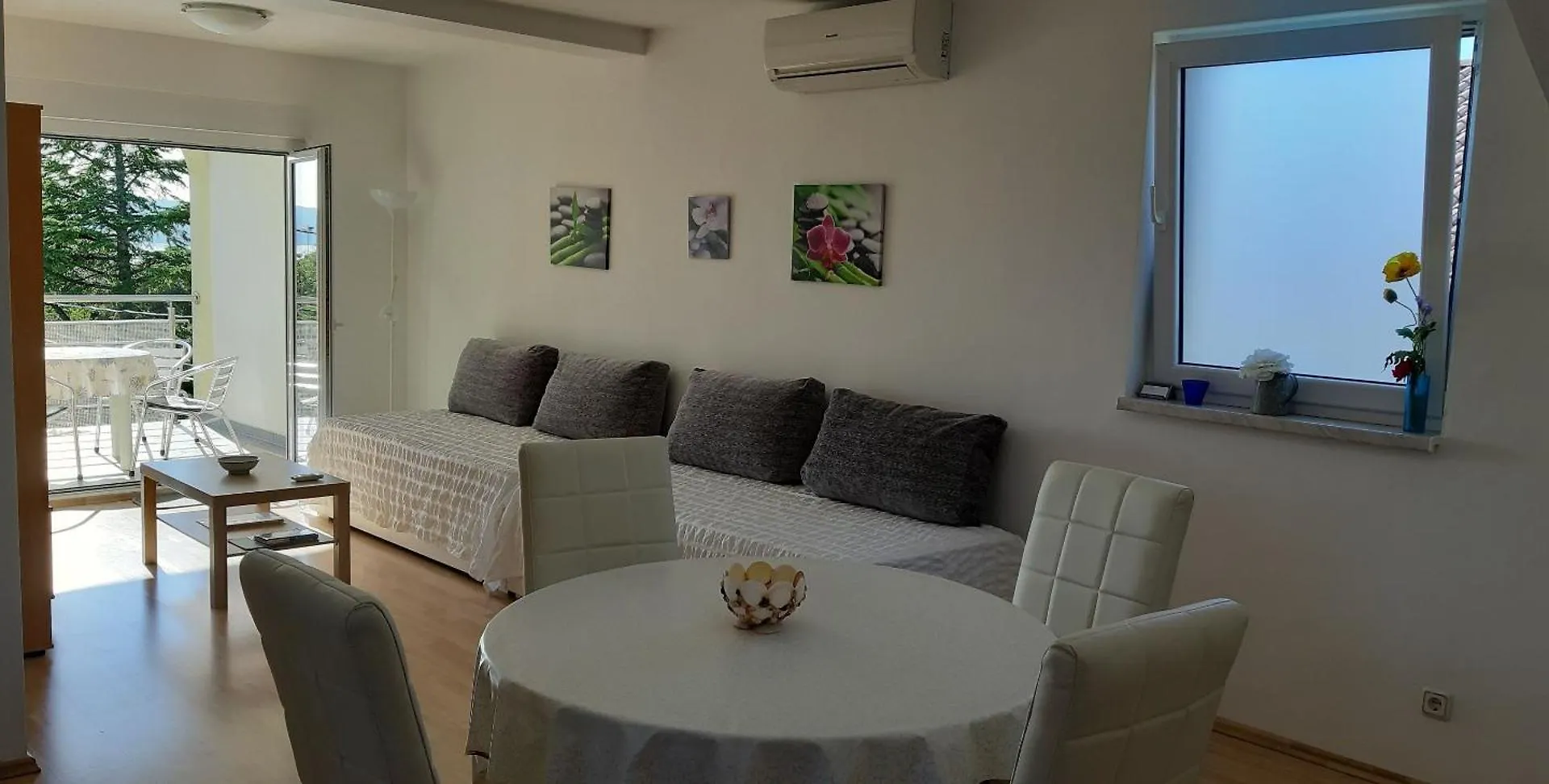 Apartment Helle Wohnung In Selce Mit Terrasse