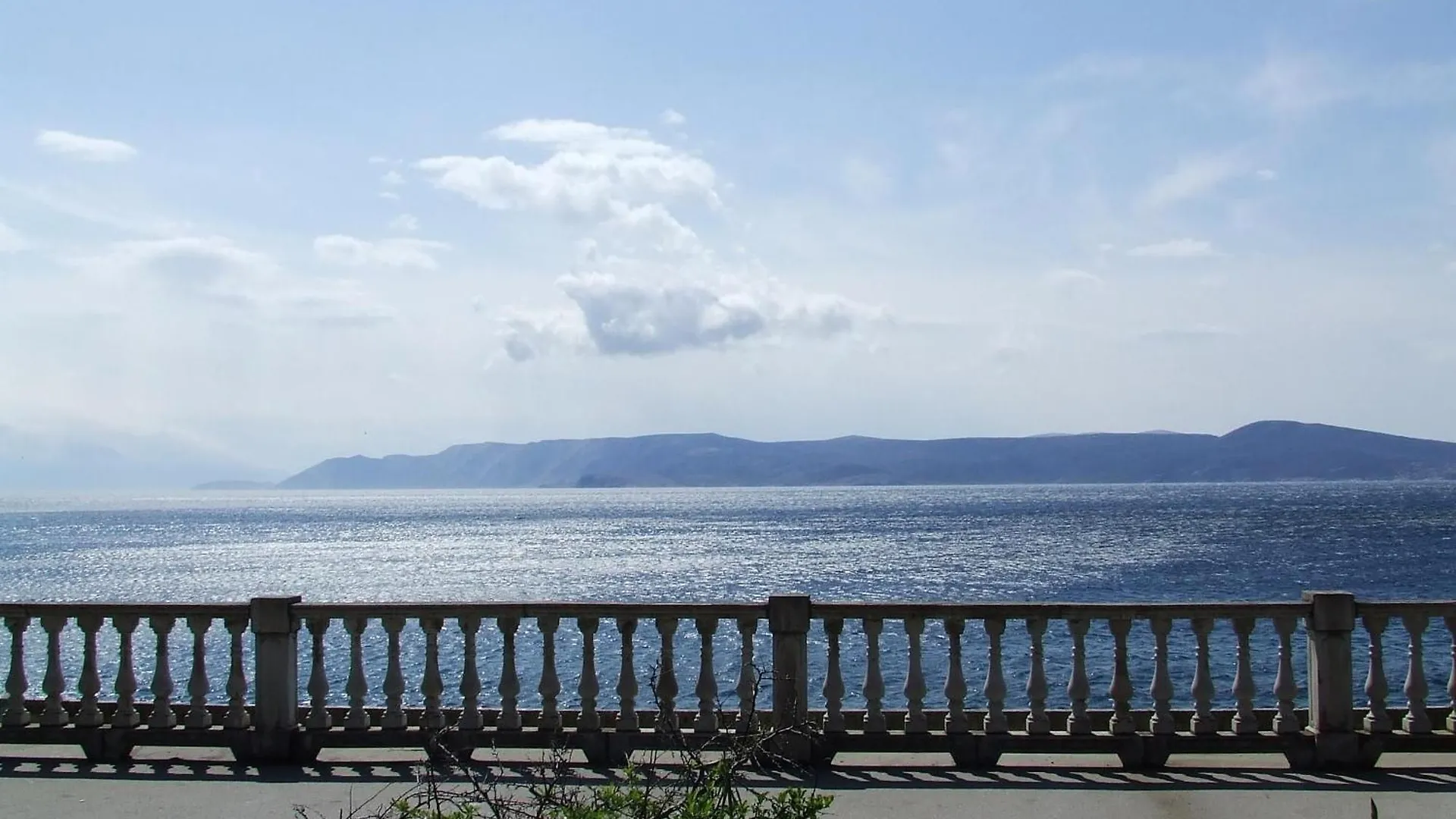 Helle Wohnung In Selce Mit Terrasse 0*,  Croatia