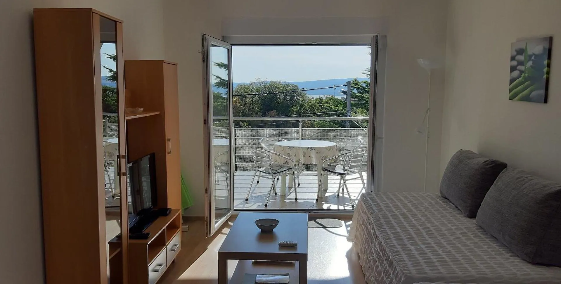 Helle Wohnung In Selce Mit Terrasse 0*,  Croatia