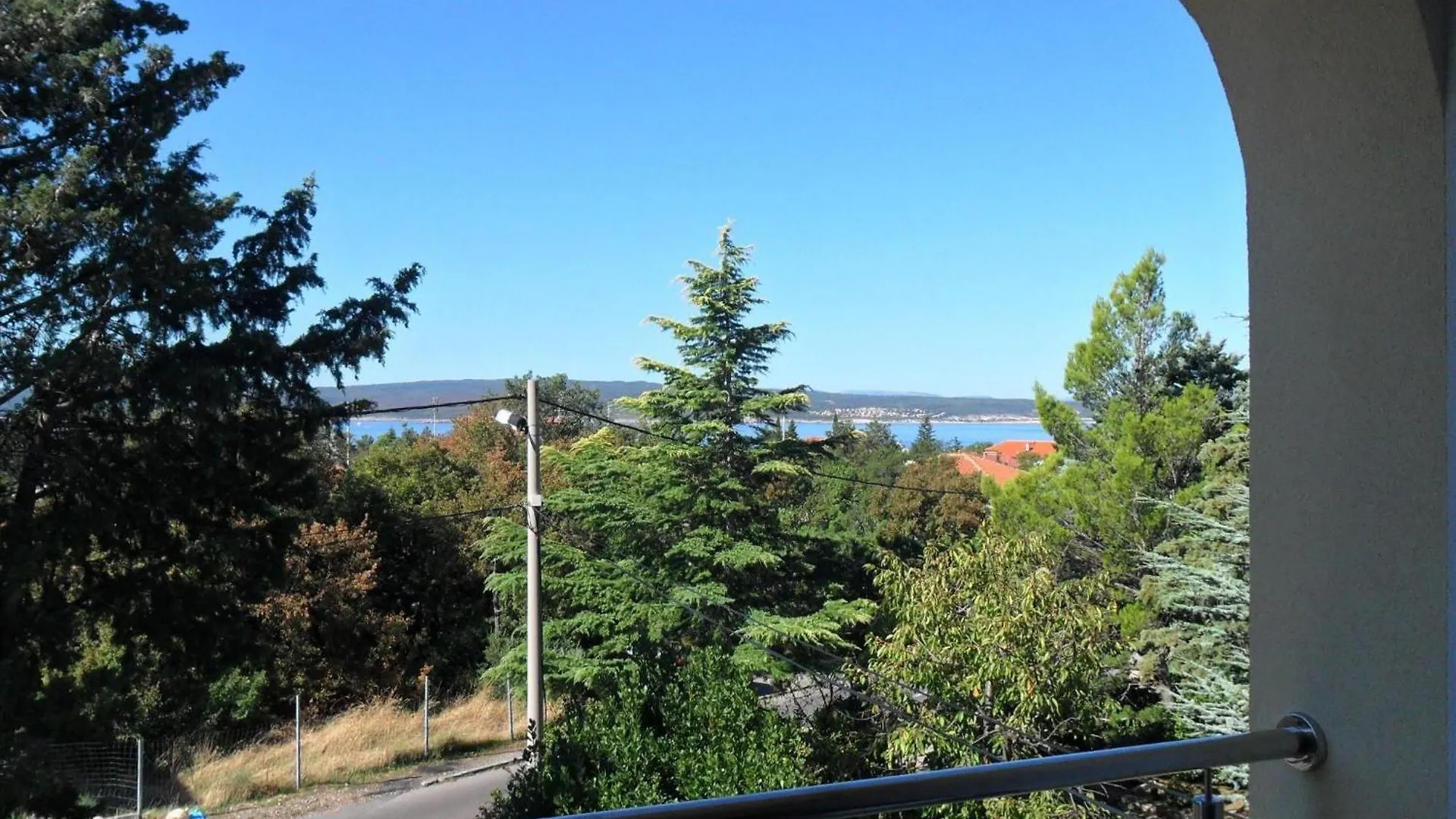 Helle Wohnung In Selce Mit Terrasse Croatia