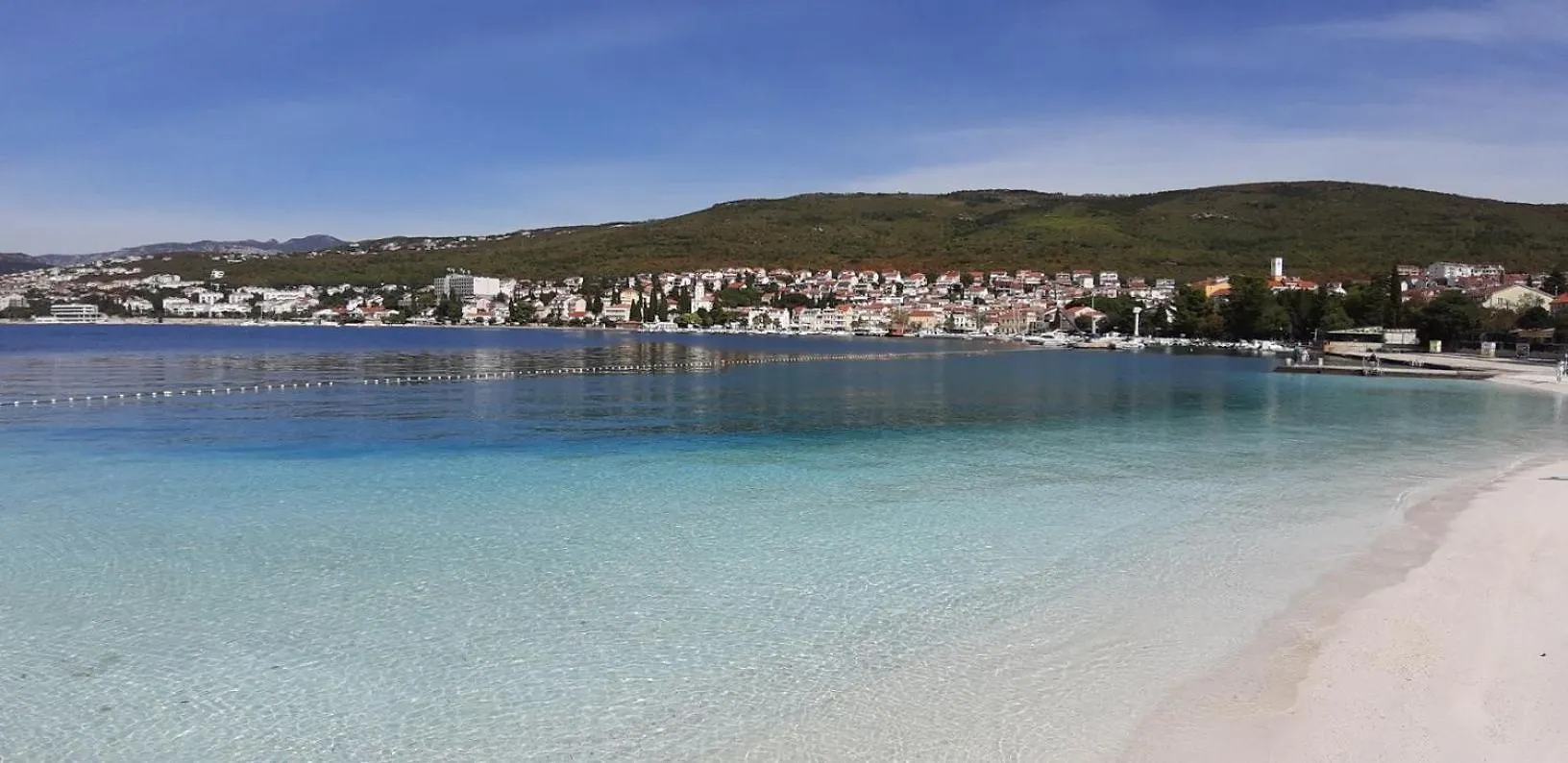 Helle Wohnung In Selce Mit Terrasse Croatia